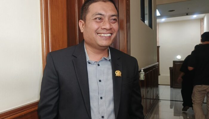 Puguh Wiji Sesalkan Konflik Angkot dan Trans Jatim, Desak Pemprov Segera Wujudkan Feeder