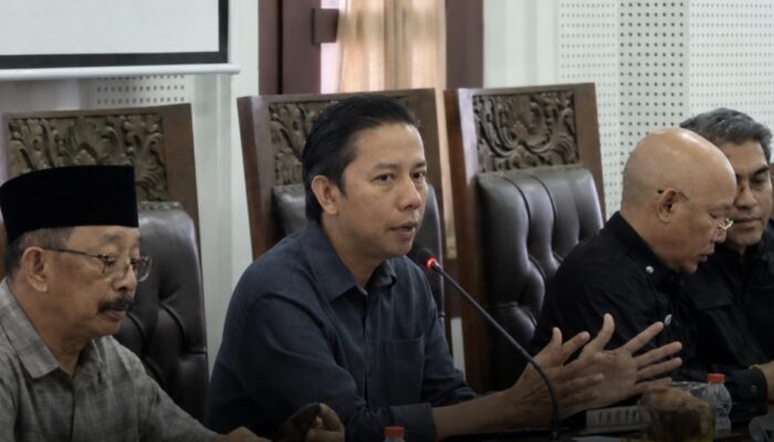 ‎DPRD Kota Malang Terima Aspirasi Sopir Angkot Jembatani dengan Pemprov Jatim ‎