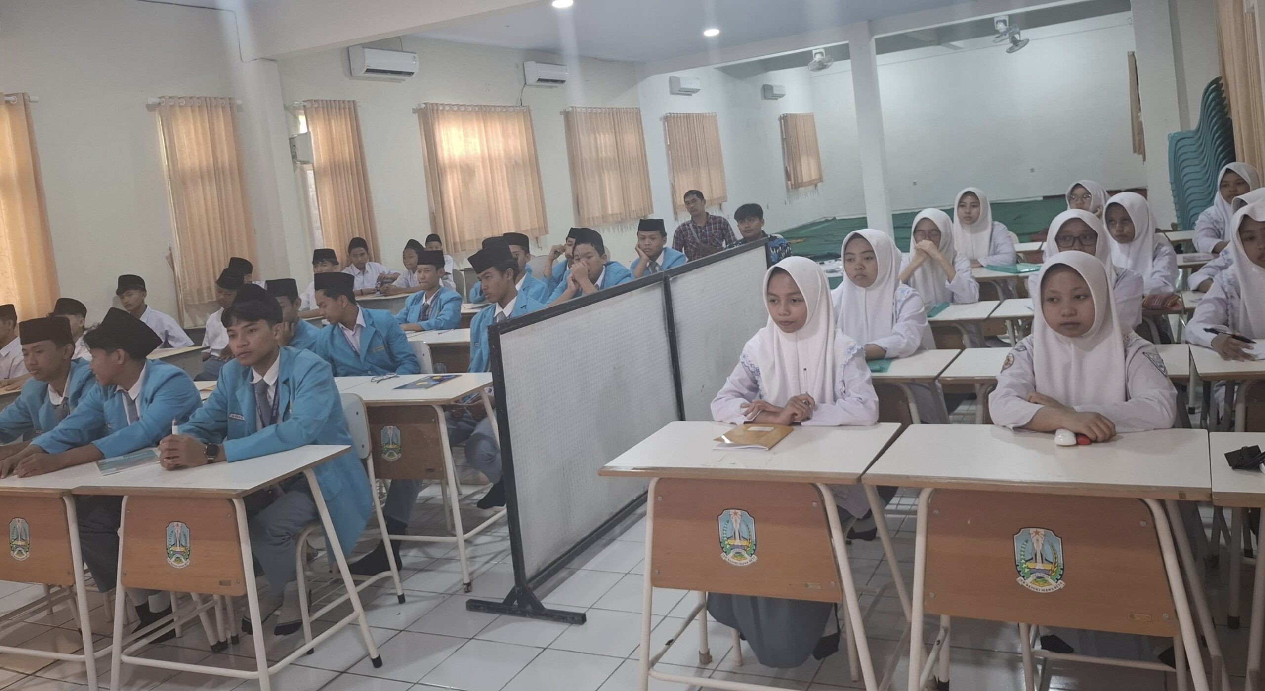 Pelatihan Jurnalistik di Jombang, IJTI Goes to School Cetak Generasi Melek Media Digital