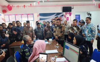 Bupati Fawait Sinergikan Layanan Home Care dengan Layanan Adminduk