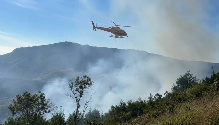 Empat Hari Berjuang, Karhutla TNBTS Akhirnya Terkendali Berkat Operasi Darat dan Water Bombing