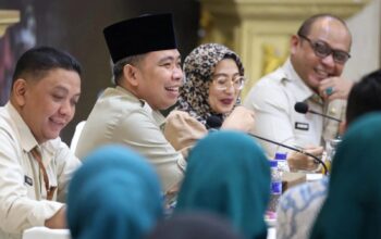 Kumpulkan Pejabat, Bupati Fawait Ingatkan Enam Prioritas Layanan Home Care
