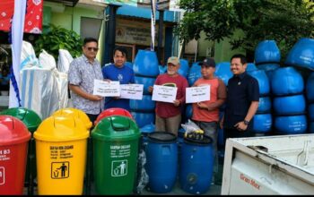 Kawal Pokir di Tasikmadu, Ginanjar Pastikan 198 Tong Sampah dan 2 Komposter Direalisasikan