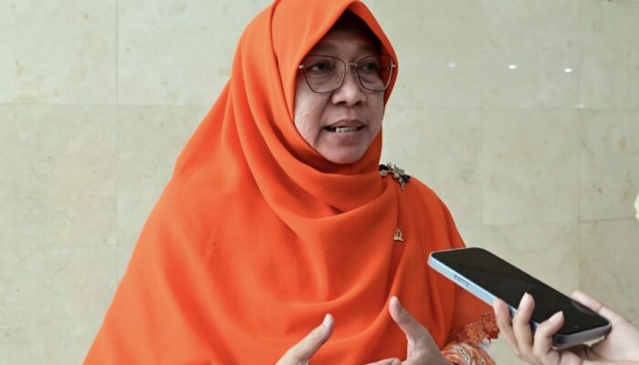 Pertumbuhan Ekonomi 5,45 Persen, DPR Ingatkan Jangan Sampai Rakyat Hanya Jadi Penonton