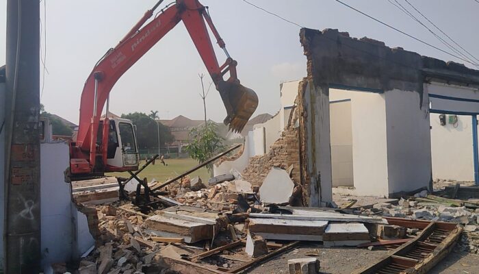 Persiapan Muktamar ke-35 NU, 6 Ruko dan 2 Fasum di Tambakrejo Jombang Dibongkar