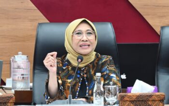 Hetifah Desak Sekolah Darurat Segera Dibangun, 87 Sekolah Rusak akibat Gempa NTT