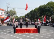 5 Menit Hening di Ringin Contong Jombang, Pengendara Matikan Mesin Peringati HUT RI