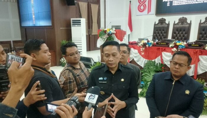 Wahyu Hidayat Terima Catatan Kritis DPRD, Perubahan APBD 2026 Jadi Arena Pembenahan PKL dan Pendidikan