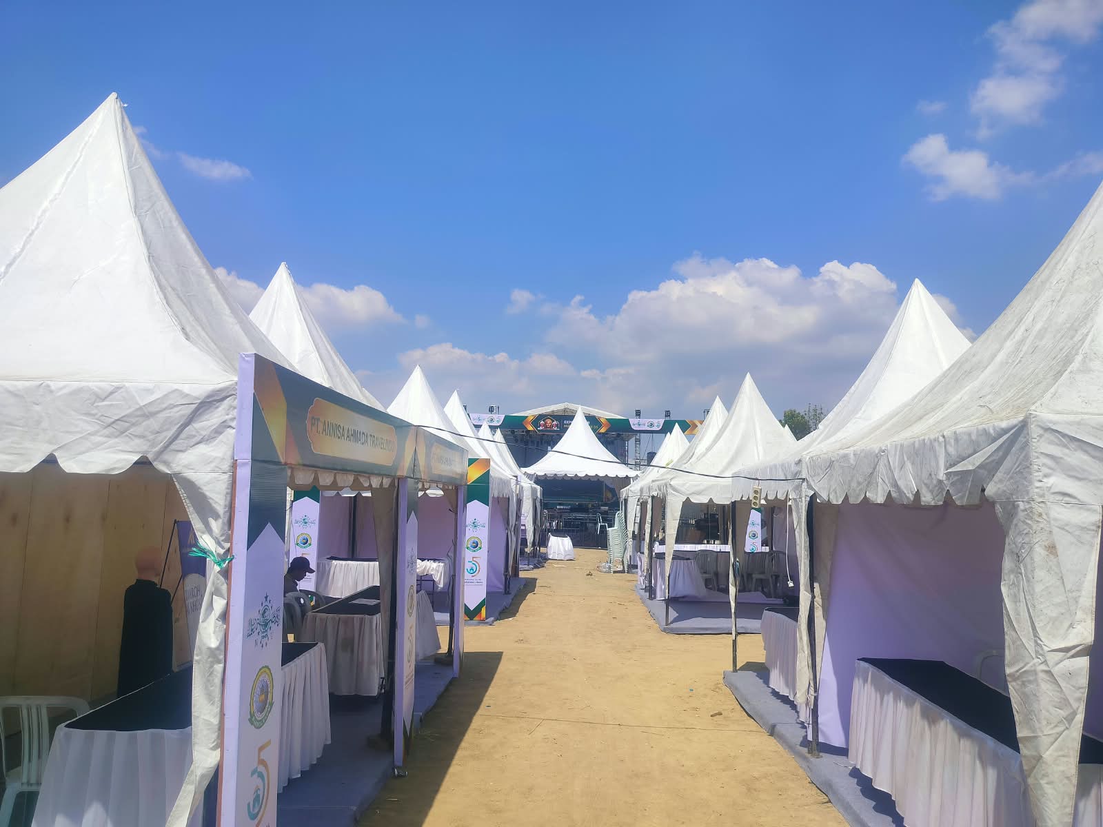 Muktamar ke-35 NU Jombang: Tenda Utama Berdiri, 200 AC Dikebut Terpasang