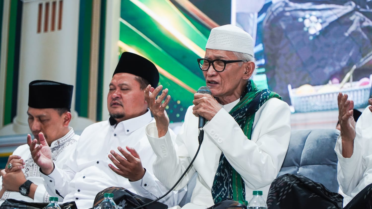 Tambakberas Jombang Diputihkan Ribuan Nahdliyin, Istighosah Jelang Muktamar NU