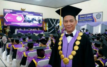 400 Lulusan UNITRI Diingatkan: Gelar Sarjana Bukan Tiket, Tapi Tanggung Jawab untuk Masyarakat