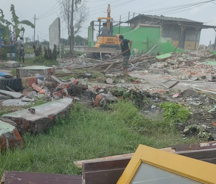 Gedung TK Karangpuri Dibongkar, Dinas Pendidikan Sidoarjo Diminta Segera Beri Kepastian Gedung Pengganti