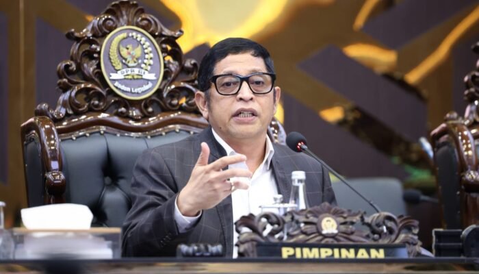 RUU Perlindungan Ketenagakerjaan Lolos Harmonisasi, Baleg Dorong Penghasilan Pekerja Berbasis Produktivitas