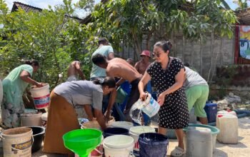 Jurnalis Blora Gelar Aksi Sosial, Alokasikan 35 Tangki Air Bersih dan 100 Paket Sembako