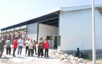 Untuk Memudahkan Kegiatan Usaha KDMP di Ngingas Waru, Bupati Sidoarjo Bakal Perlebar Akses Jalan