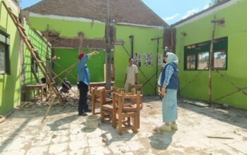 Sidak Revit SD di Rembang Temukan Material Rusak hingga Konsultan Diduga Monopoli Proyek
