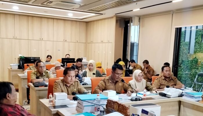 Pengelolaan Sampah Disorot, DPRD Surabaya Temukan Ketidaksinkronan Anggaran Antara DLH – TAPD