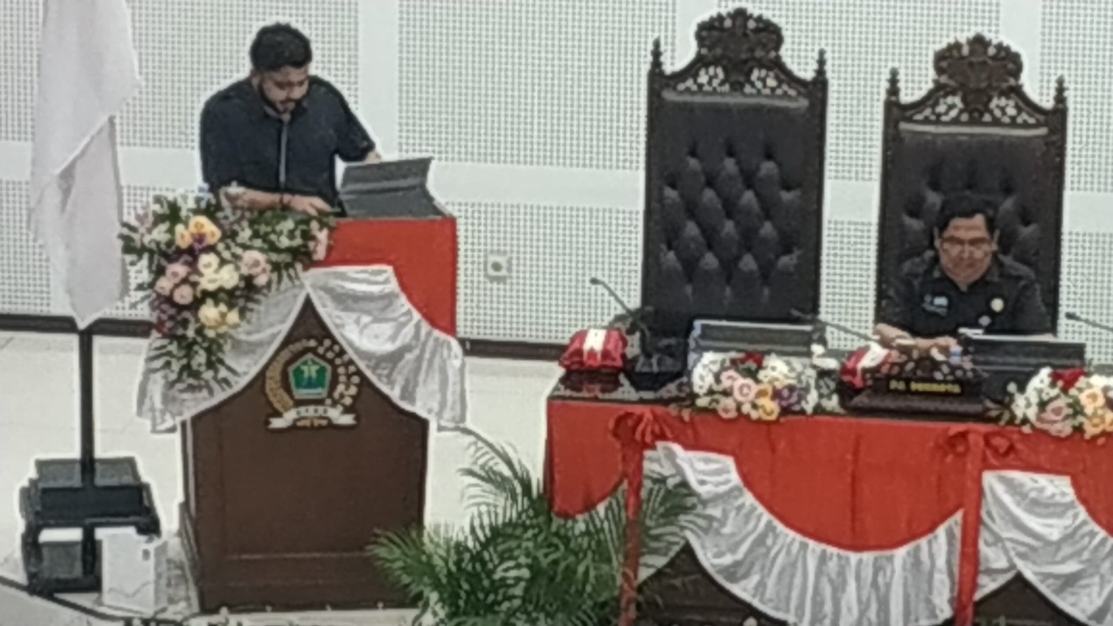 Tiga Fraksi Bongkar Titik Rawan APBD Malang: Proyek, Pasar hingga Target Pendapatan Dipertanyakan