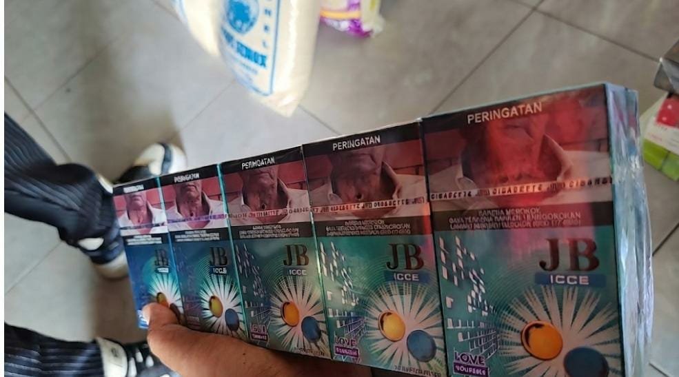 Rokok Ilegal Masih Beredar di Malang Selatan, Bea Cukai Sita 14.596 Batang dari Tiga Toko