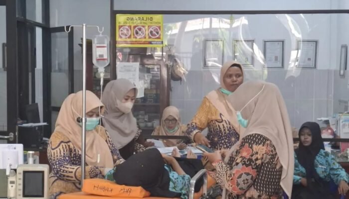 Dugaan Keracunan MBG Jombang, Polisi Cek Distribusi Makanan ke SMPN 1 Kabuh