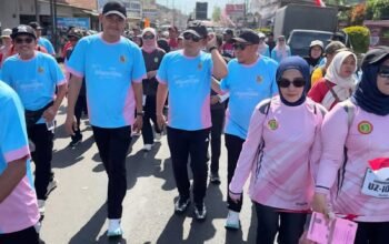 Gus Fawait-Ning Ghyta Kompak Jalan Tanggul-Jember, Anggota DPR Charles Meikyansah Apresiasi Peserta Tajemtra Terbanyak