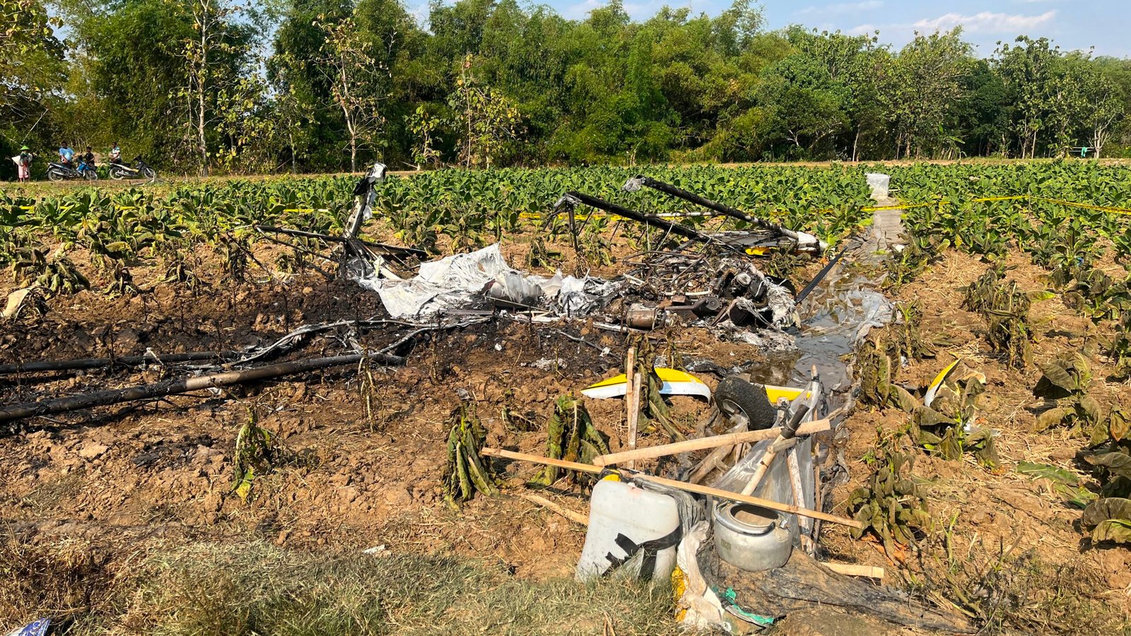 Pesawat Aerosport Jatuh dan Terbakar di Blora, Dua Awak Selamat