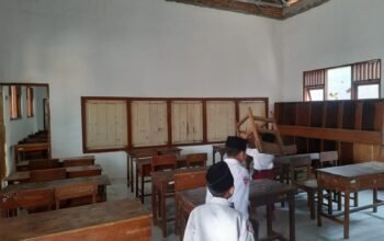 Proyek Rehab SDN Jarak 1 Jombang Diduga Bermasalah, Aktivis Desak Bupati Turun Tangan