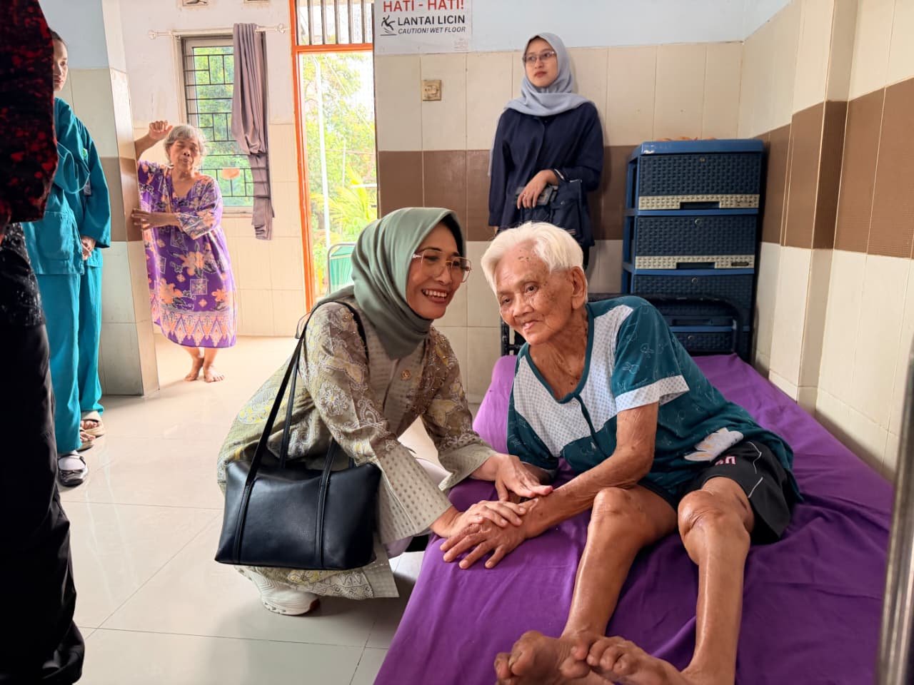 Tak Sekadar Diberi Bantuan, Hetifah Dorong Penerima Manfaat Berani Tunjukkan Potensi