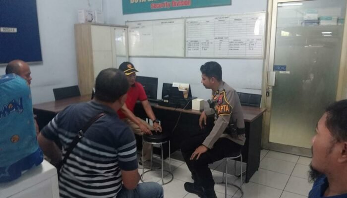 Video Pria di Kolong Mobil MOG Viral, Polisi Turun Tangan dan Periksa Rekaman CCTV