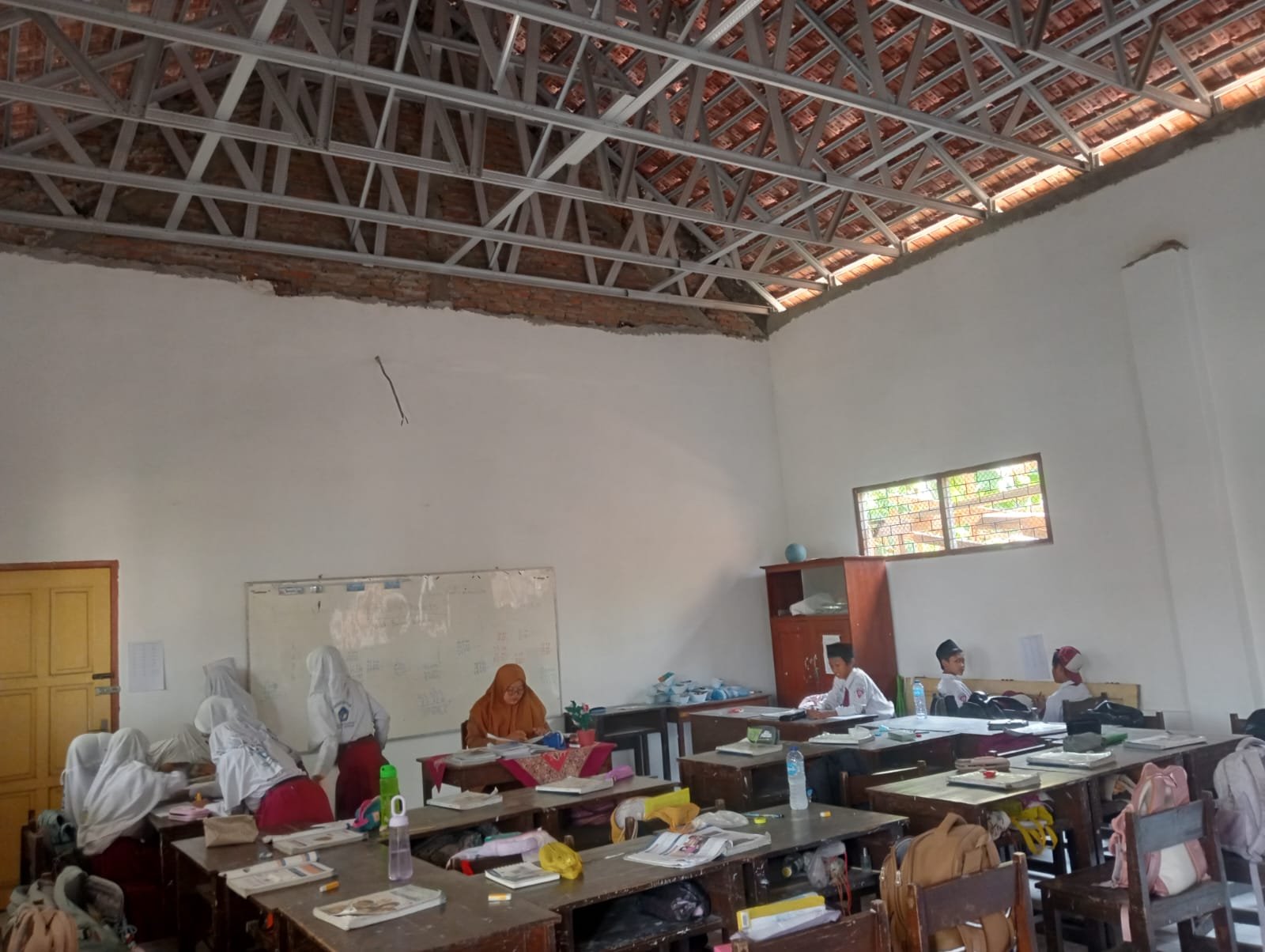Rehabilitasi SDN Jarak 1 Jombang Disorot, DPRD Akan Panggil Kontraktor dan Konsultan