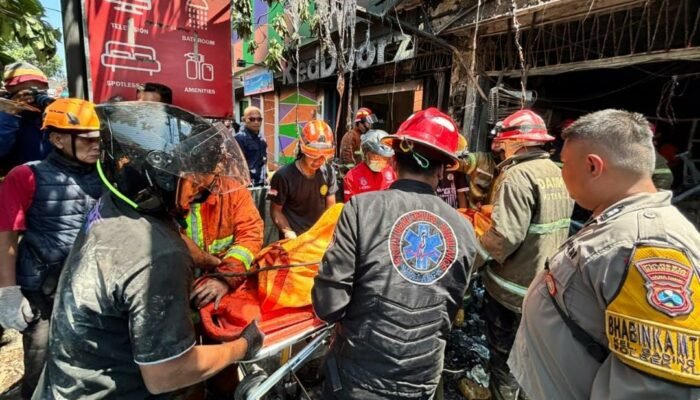Kompor Diduga Meledak, Warung Madura di Jalan Tidar Malang Terbakar, Satu Korban Tewas