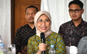 Guru Pesantren Hadapi Kesenjangan, Hetifah Minta Akses Kompetensi Diperluas