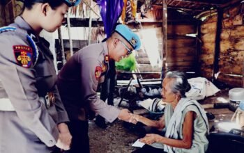 24 Tahun Propam Polri, Polres Nias Selatan Hadir Lewat Bantuan Sembako untuk Warga