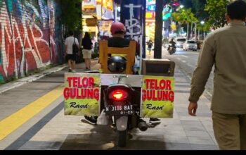 Satpol PP Sisir Kayutangan Heritage, Temukan Trotoar Dipakai Jualan, Ngamen hingga Alas Duduk