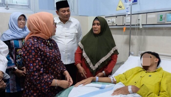 BGN Pastikan Korban MBG di Sidoarjo Membaik, SPPG Kalitengah Disuspend dan Kepala Dapur Dicopot