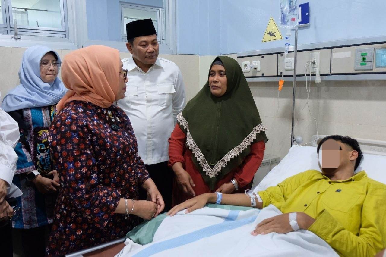 BGN Pastikan Korban MBG di Sidoarjo Membaik, SPPG Kalitengah Disuspend dan Kepala Dapur Dicopot