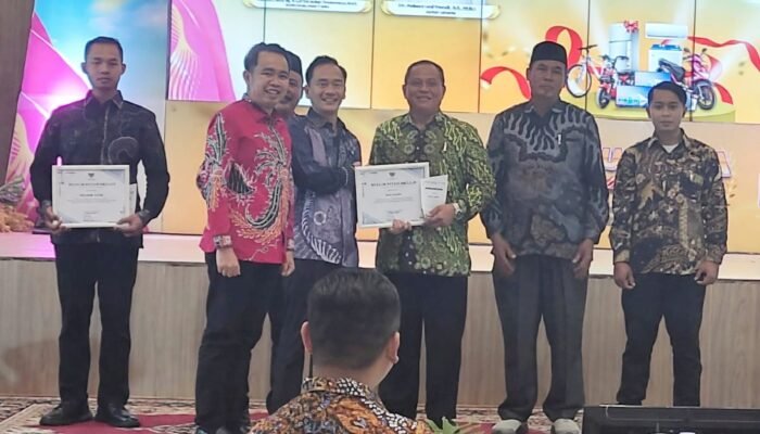 Bupati Fawait Apresiasi Ketaatan Wajib Pajak, Diberikan Anugerah Insan Pajak Terbaik