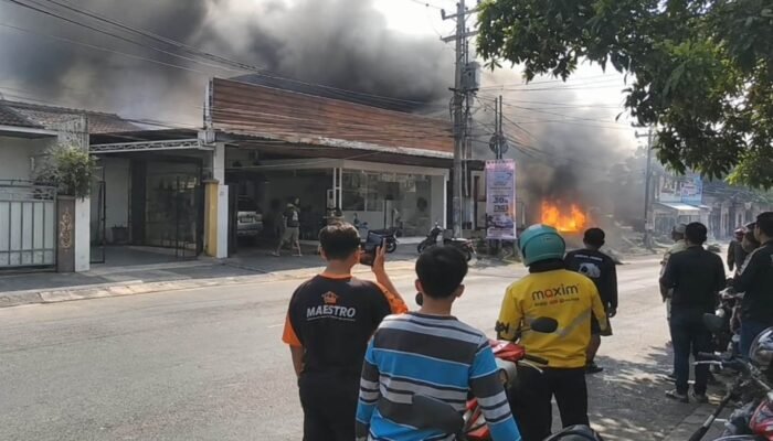 Toko Madura di Galunggung Terbakar, Satu Tewas Terjebak Asap di Lantai Dua