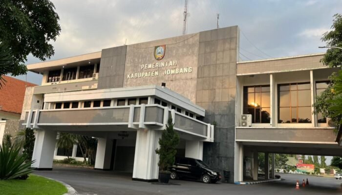 10 Kendaraan Dinas Dianggarkan Rp5,3 Miliar, Aktivis Sebut Bupati dan Dewan Gak Sensitif