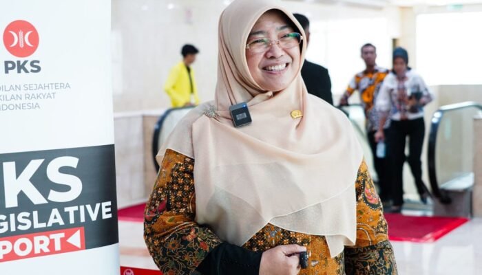 Batik Tak Cukup Jadi Warisan, Kurniasih Soroti Kemampuan Budaya Bertahan di Zaman Modern