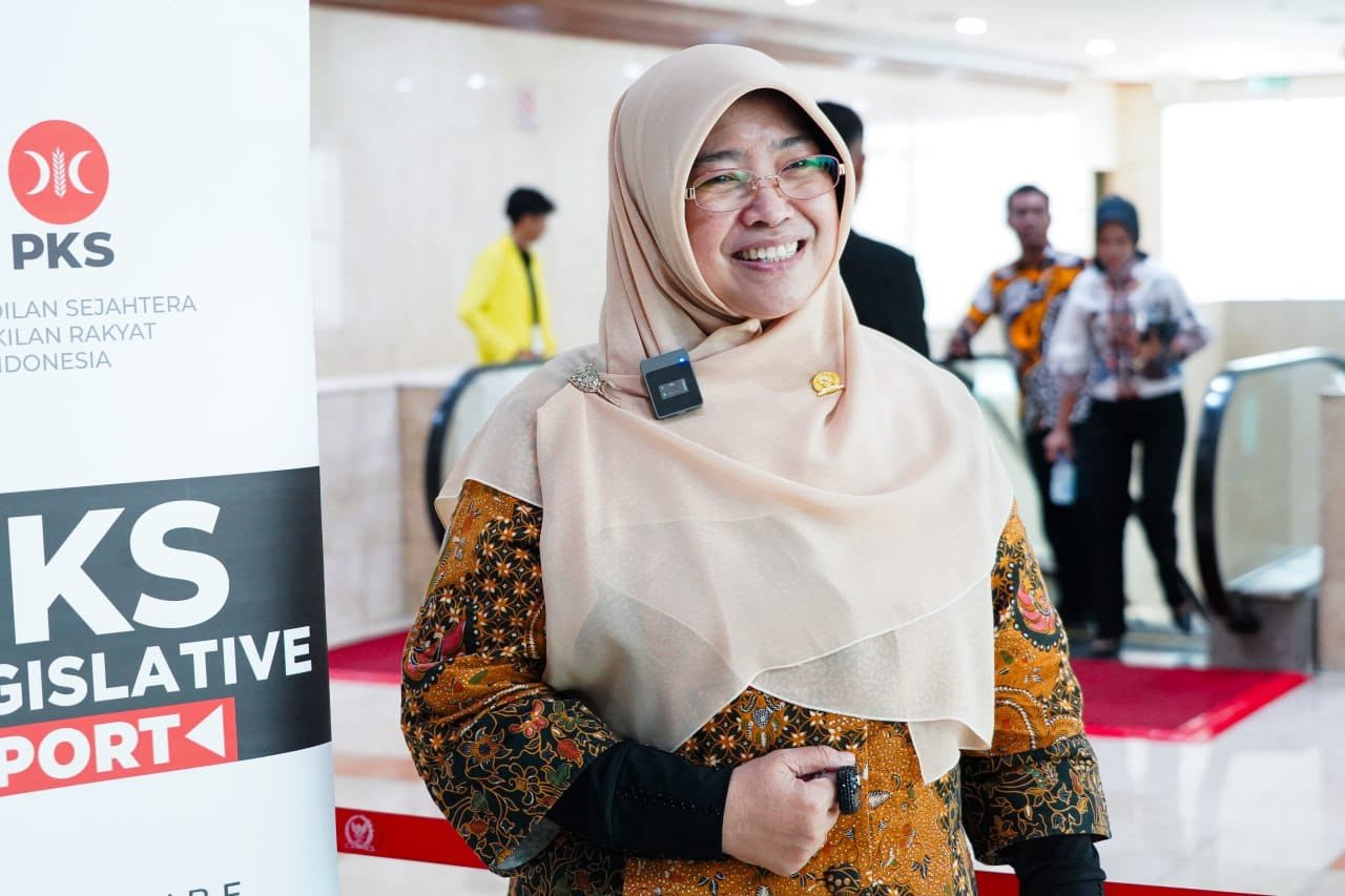 Batik Tak Cukup Jadi Warisan, Kurniasih Soroti Kemampuan Budaya Bertahan di Zaman Modern
