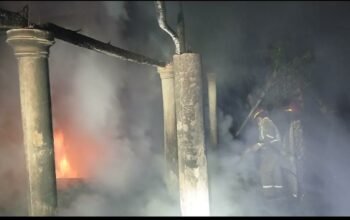 Dua Kebakaran Terjadi Semalam di Kabupaten Malang, Kandang Sapi dan Ayam Hangus, Kerugian Capai Rp210 Juta