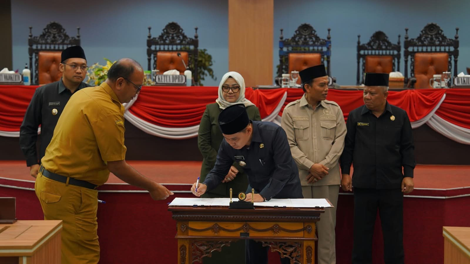 Bupati Mojokerto Setujui Pencabutan Empat Perda, Fokus Sederhanakan Regulasi dan Perkuat Kepastian Hukum