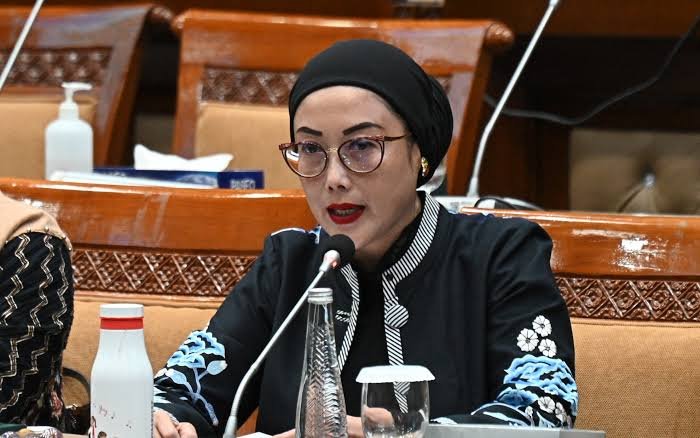 Karhutla Ancam Kesehatan Warga dan Habitat Satwa, Selly Andriany Gantina Desak Perlindungan Menyeluruh