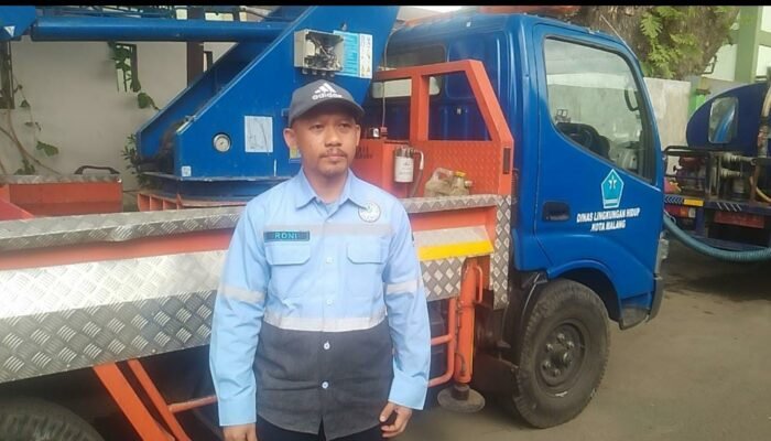 BBM Dibatasi SPBU, DLH Kota Malang Pastikan Pengangkutan Sampah Tetap Normal