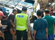 Truk Sound System Diduga Rem Blong di Sumawe, Tabrak Motor hingga Satu Penumpang Tewas