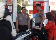 Jaga Pasokan BBM Tetap Lancar, Kapolres Jombang Sisir SPBU saat Patroli Jogo Omah