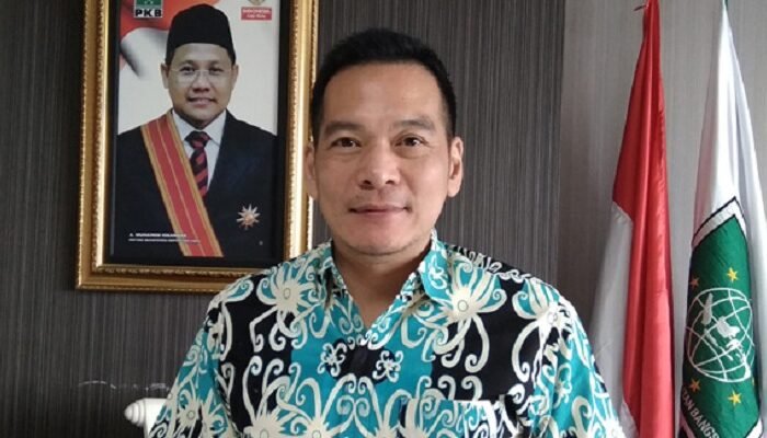 Karhutla Telan Korban Jiwa, Daniel Johan Soroti Keselamatan Petugas dan Warga