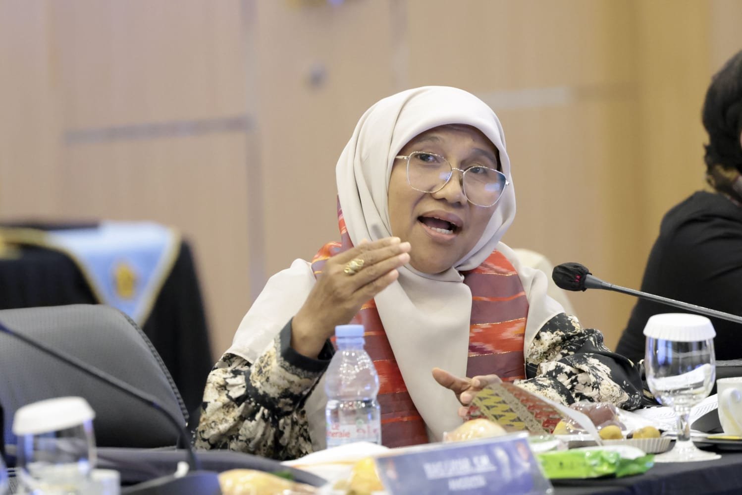 Saadiah Uluputty Ingatkan Risiko Sawitisasi Lahan Bekas Karhutla