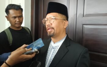 Kebakaran TPA Supit Urang, Tim Gabungan Dikerahkan Padamkan 12 Hektare Area Sampah